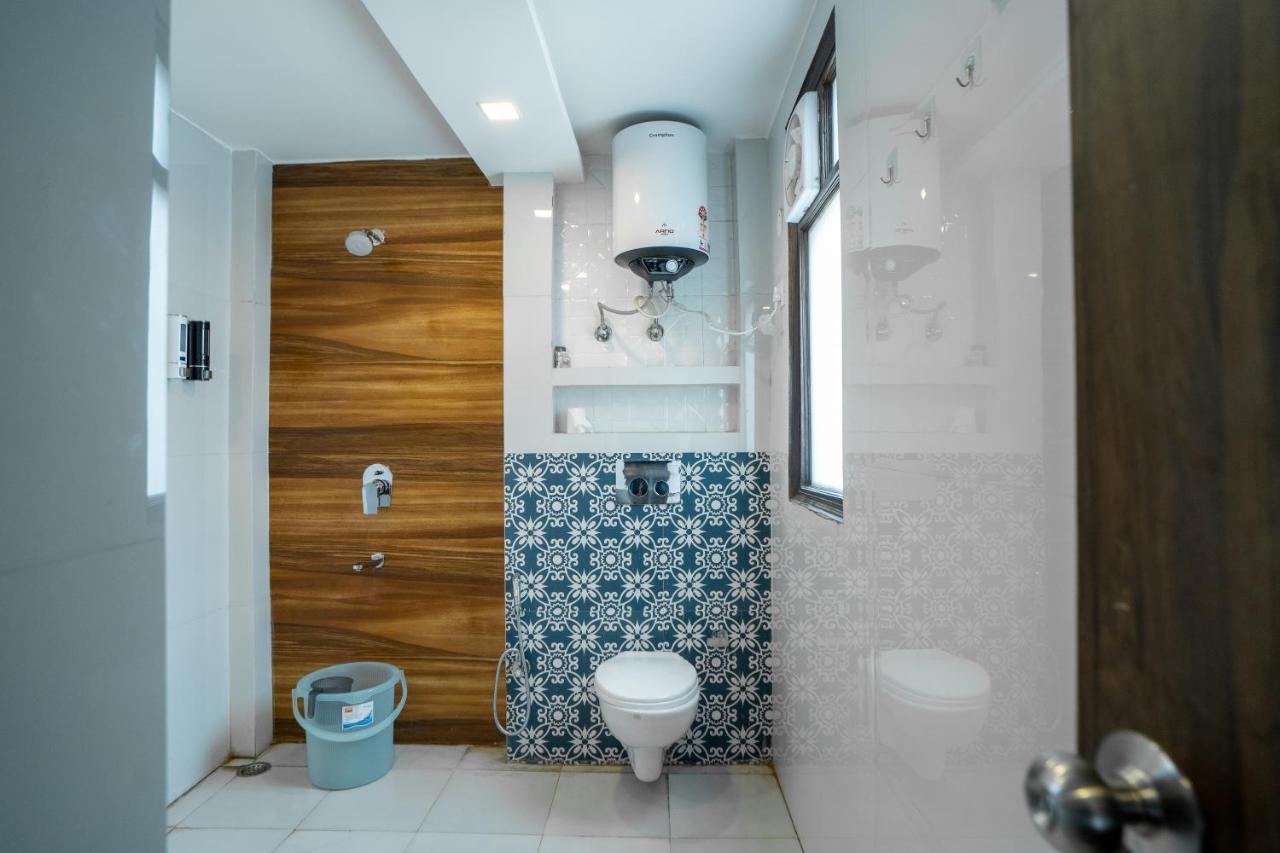 Flxho Uno - Serviced Apartment & Rooms - Golf Course Road Gurgaon Bagian luar foto